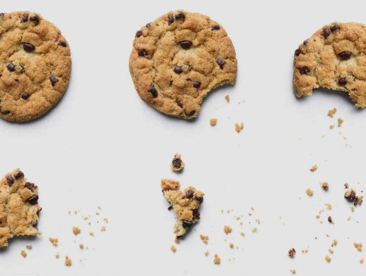 6 cookies in various stages of being eaten